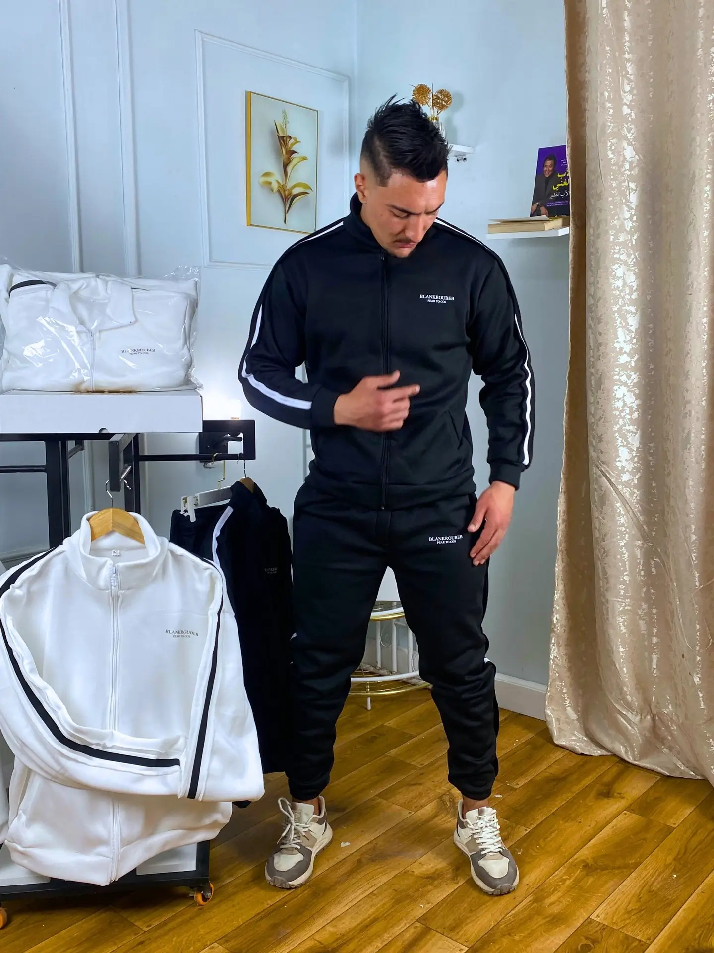 survetement - الصورة 4